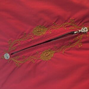 vintage Bogner red pullover embroidered ski parka with Fiberfill lining size 8 P